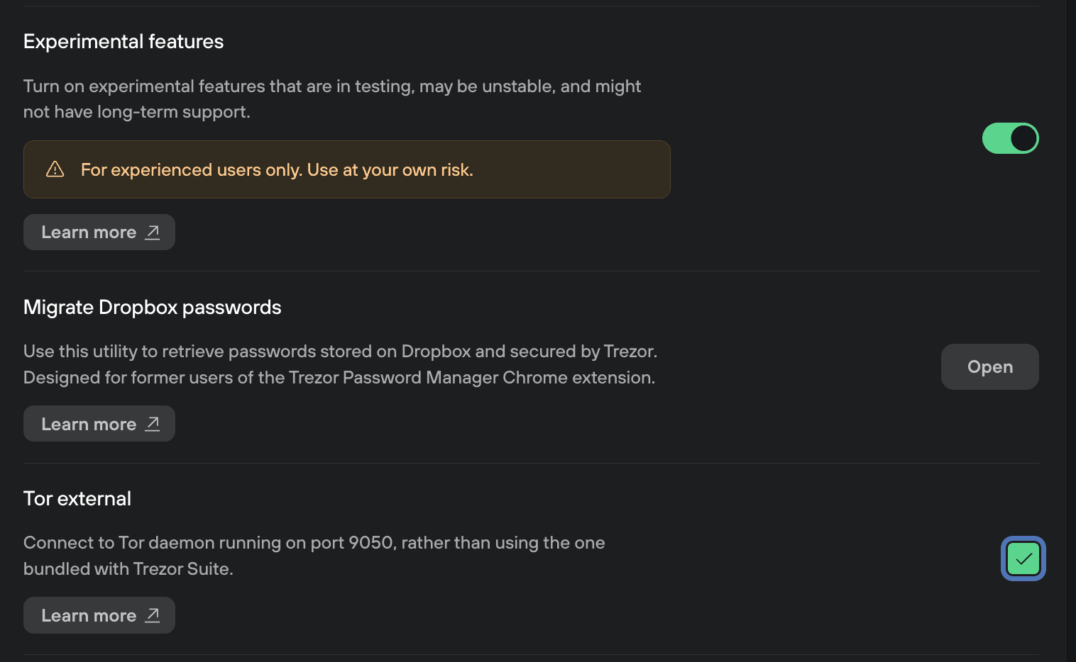 Trezor Suite experimental settings show experimental features enabled and Tor external selected.